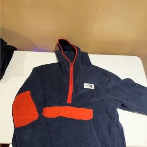 The North Face Navy and Red Fleece Pullover